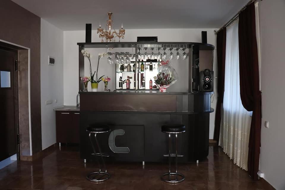 Pensiunea Maria Tania - Restaurant Mioveni 외부 사진